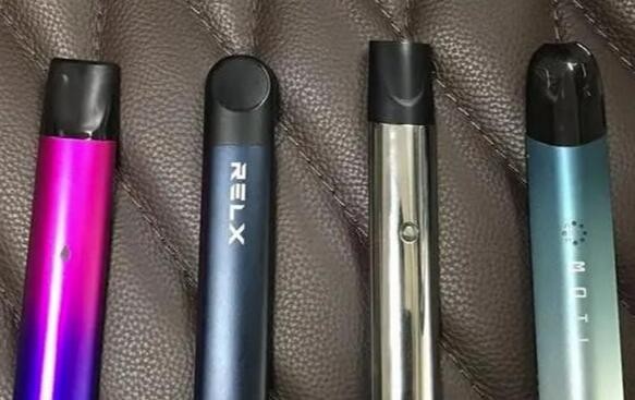 悦刻电子烟闪一下红灯闪一下白灯 悦刻电子烟亮红灯是怎么回事